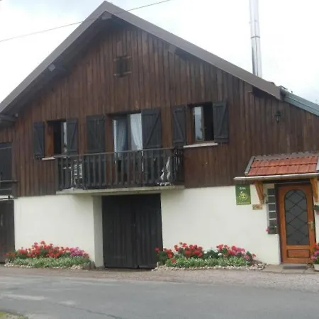 Nature, 15 Km De Gérardmer, Randonnée, Ski, Jardin, Terrasse, Bbq, équipements Bébé Inclus - Fr-1-589-64 Casa di campagna Champdray