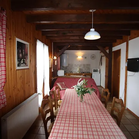 Nature, 15 Km De Gerardmer, Randonnee, Ski, Jardin, Terrasse, Bbq, Equipements Bebe Inclus - Fr-1-589-64 Vakantiehuis