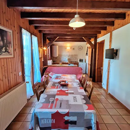 Casa di campagna Nature, 15 Km De Gérardmer, Randonnée, Ski, Jardin, Terrasse, Bbq, équipements Bébé Inclus - Fr-1-589-64