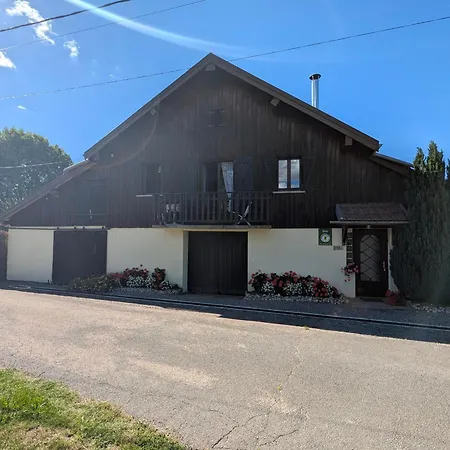 Casa di campagna Nature, 15 Km De Gérardmer, Randonnée, Ski, Jardin, Terrasse, Bbq, équipements Bébé Inclus - Fr-1-589-64 Champdray